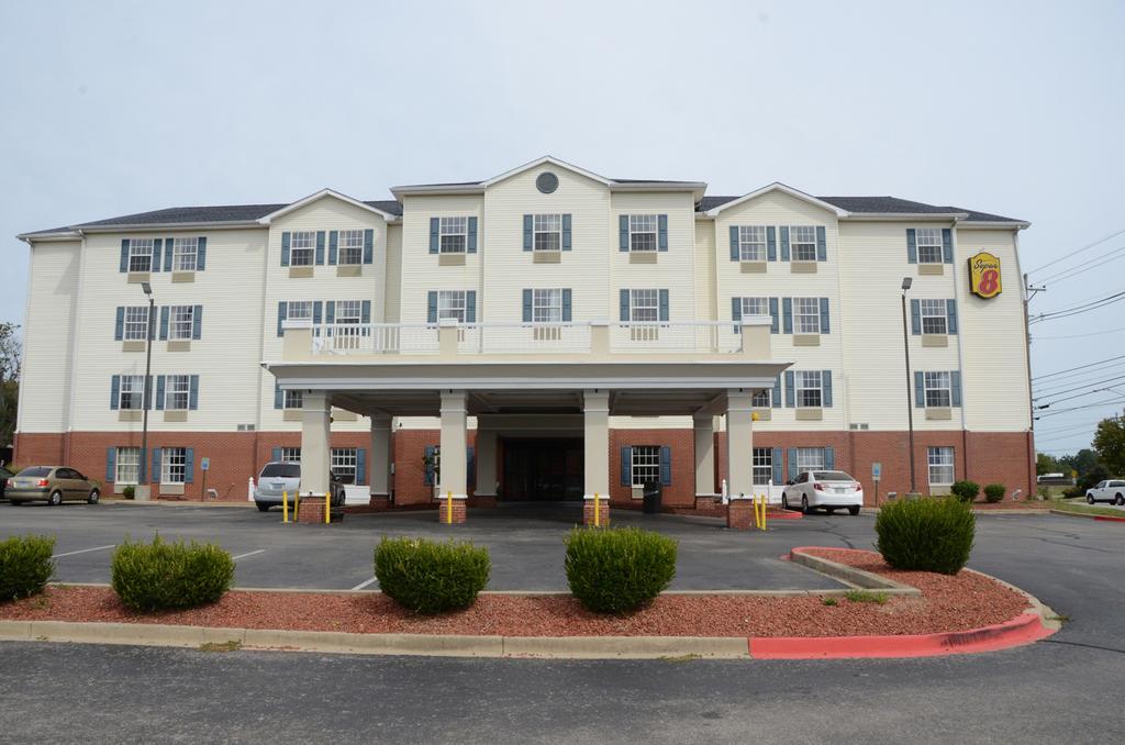Super 8 By Wyndham Louisville/Expo Center Εξωτερικό φωτογραφία